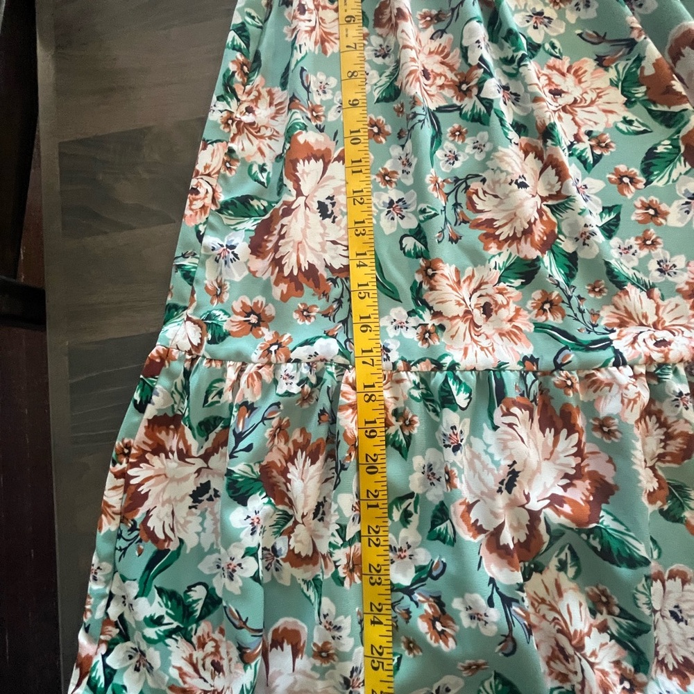 Lauren Conrad Green Floral Dress Size Medium - Picture 6 of 7
